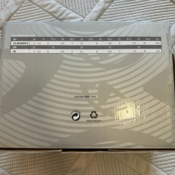 Giro Sante |  Lightly Used Women's Cycling Shoes  |  EU Size 39  |  US Size 7.5 - Picture 9 of 9